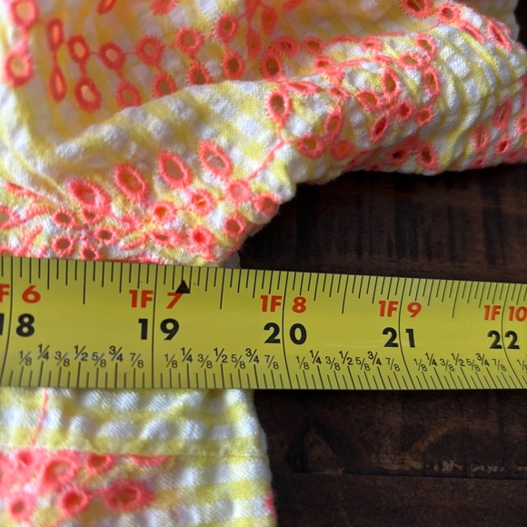 Lilly Pulitzer Lettie Eyelet Seersucker Top Yellow Neon Coral Puff Sleeves L - Picture 10 of 11
